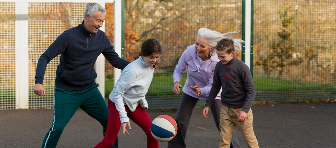 El impacto emocional de crecer rodeado de varias generaciones